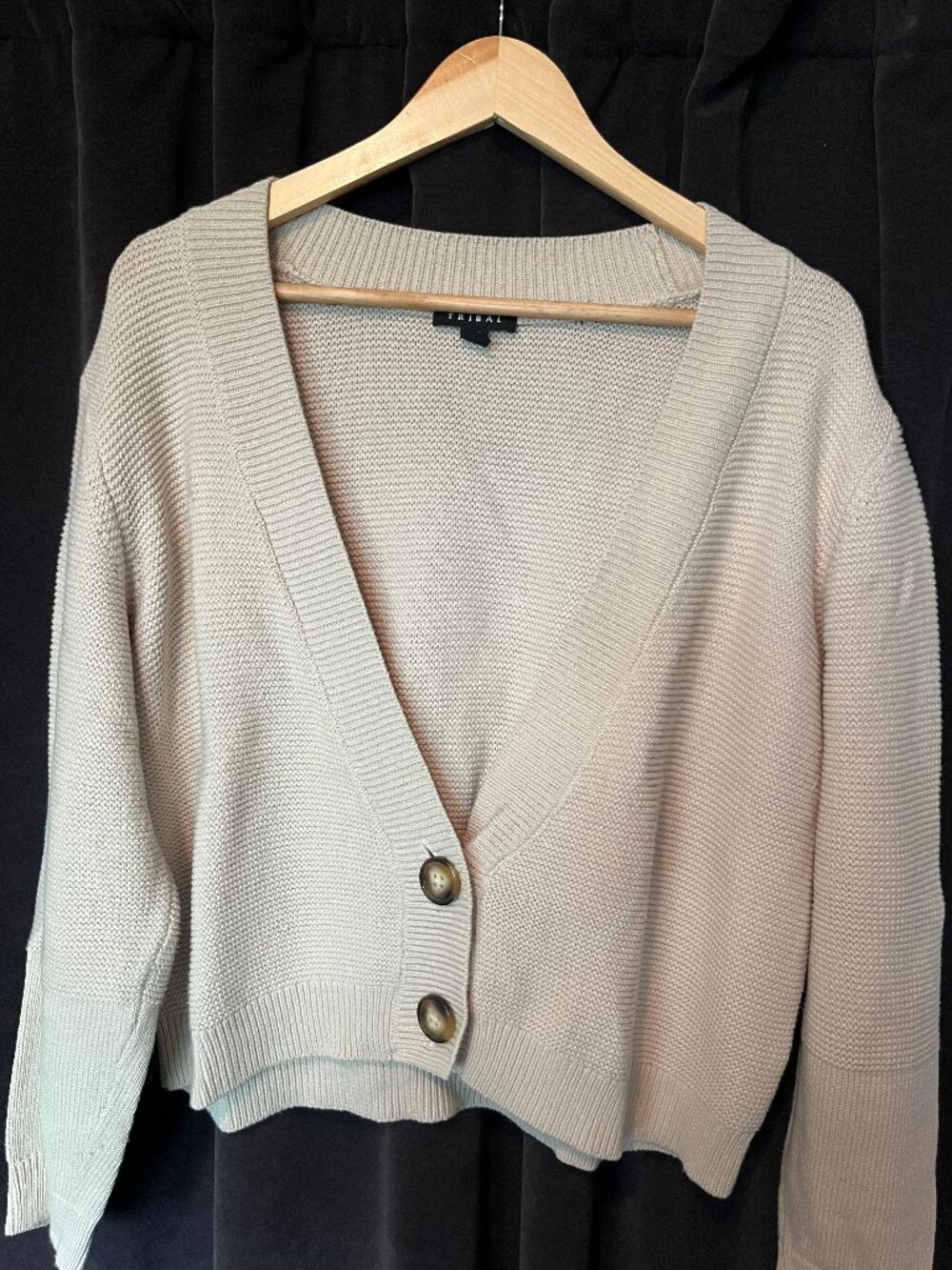 Tribal V-Neck Cardigan (L)- Cream
